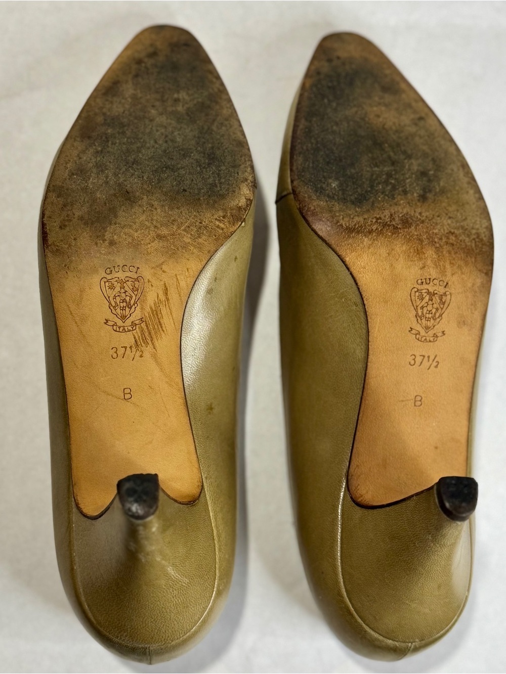Vintage Gucci Beige Leather Pointed Pumps Italy Size 37.5 AS-IS READ DESCRIPTION - Picture 6 of 9